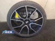 Reifen auf Stahlfelge Porsche Taycan Y1A 9J1601025BC