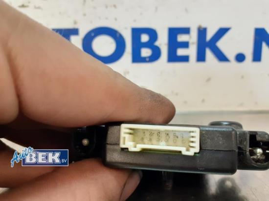 Antennenverstärker BMW 3er Touring F31 KK922904302 Bild Antennenverstärker BMW 3er Touring F31 KK922904302