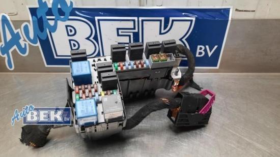 Sicherungskasten Opel Meriva B 42SLKZ Bild Sicherungskasten Opel Meriva B 42SLKZ