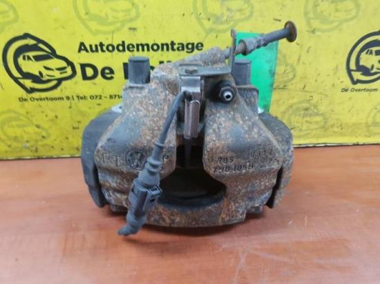 Bremszange links vorne VW Transporter T6 Fahrgestell Bild Bremszange links vorne VW Transporter T6 Fahrgestell