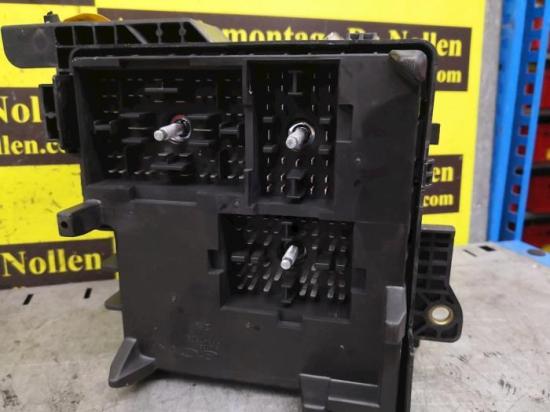 Sicherungskasten Kia Ceed 1 ED 919501H030 Bild Sicherungskasten Kia Ceed 1 ED 919501H030