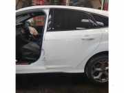 Tür links hinten Ford Focus III DYB