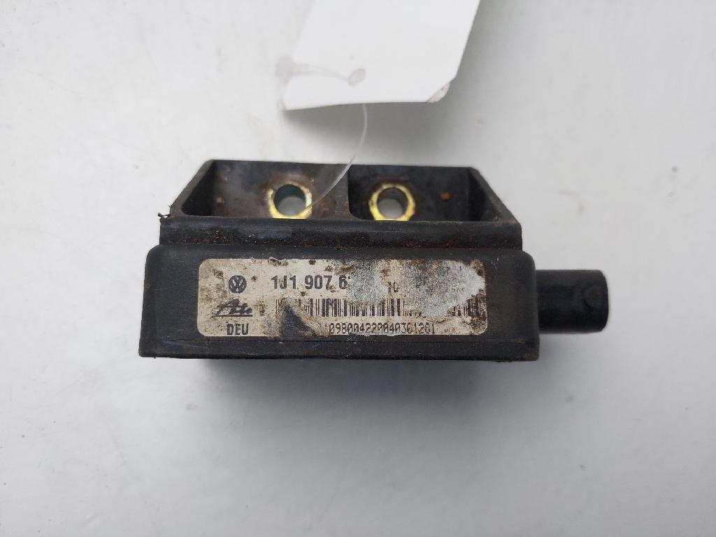 Sensor 1J0907657A Volkswagen New Beetle (9C1/9G1) Schrägheck 3-drs 2.0 (AQY) AQY