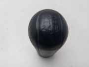 Schalthebelknopf 3350402030B0 Toyota Yaris II (P9) Schrägheck 1.3 16V VVT-i (2SZFE)