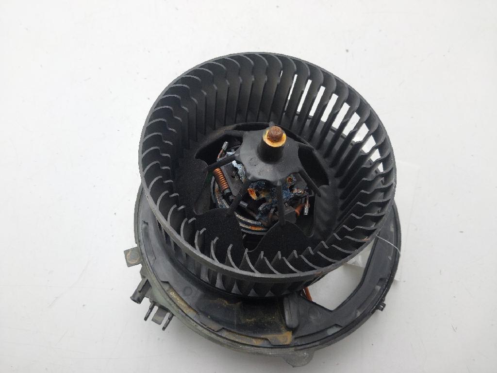 Heizlüfter - - 5Q1819021F Seat Leon (5FB) Schrägheck 5-drs 1.6 TDI Ecomotive 16V (CLHA)