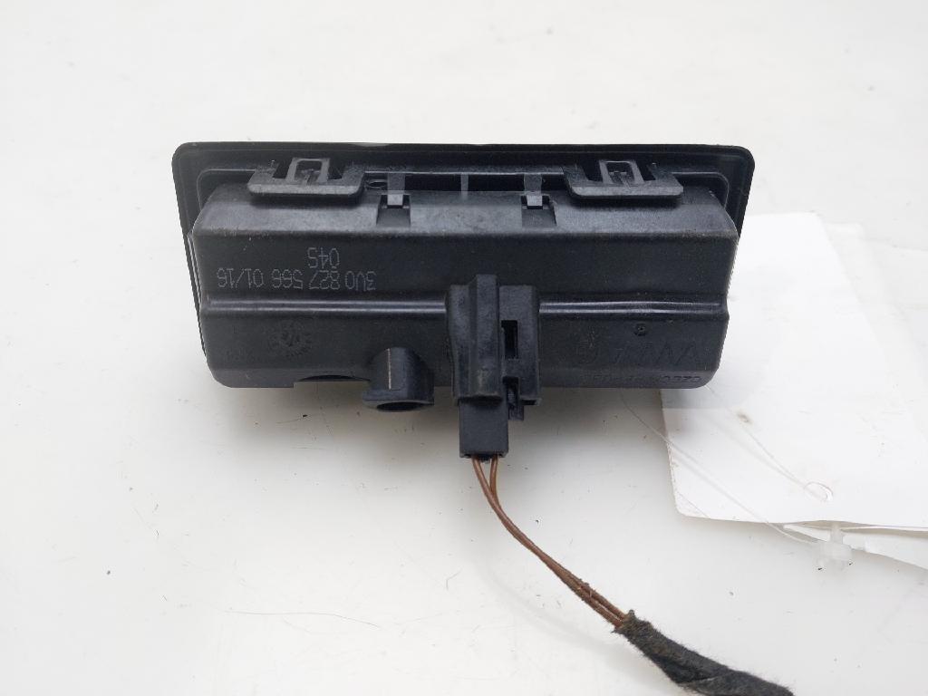 Handgriff Kofferraum 3V0827566 Audi BERLINA (8W2) sport edition 190 CV / 140 KW