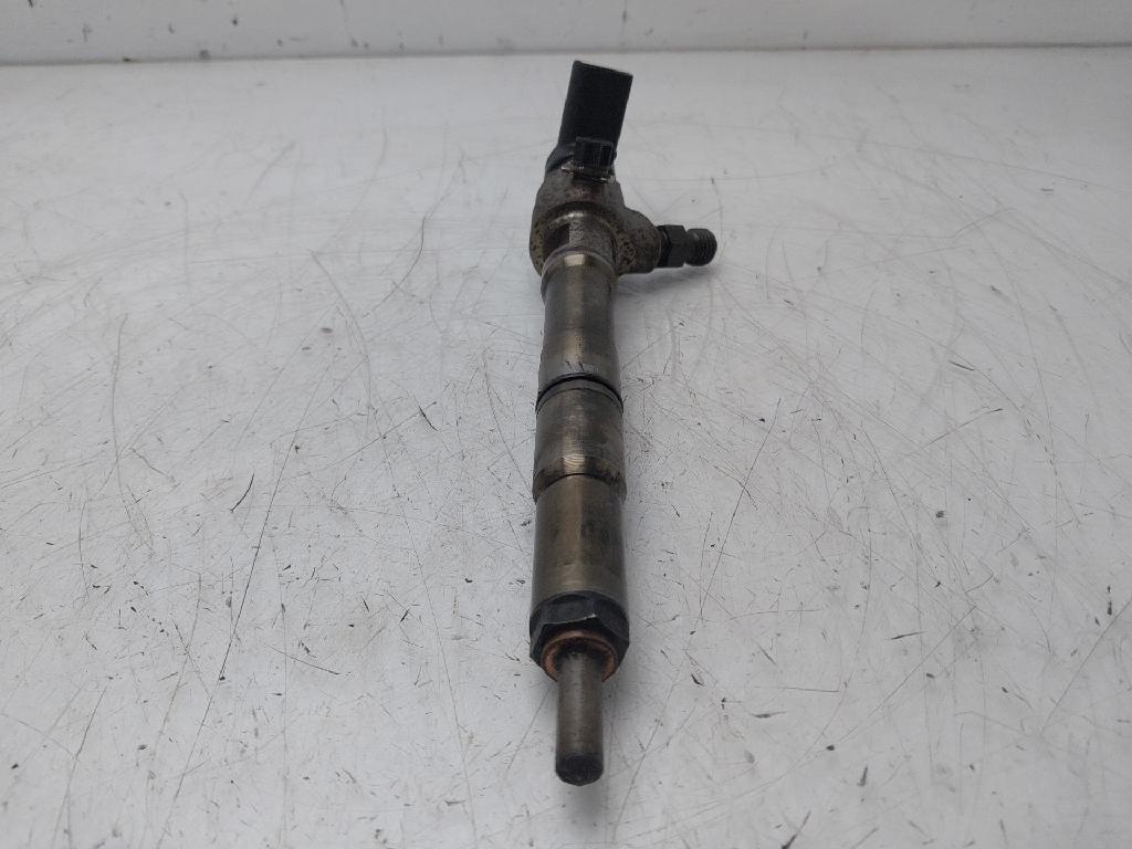 Kraftstoff-Injector 03L130277B Volkswagen Passat Variant (365) Kombi 1.6 TDI 16V Bluemotion (CAYC) CAYC