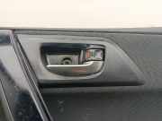Türverkleidung Rechts Vorne 6777702300 Toyota Auris (E18) Schrägheck 5-drs 1.8 16V Hybrid (2ZRFXE)