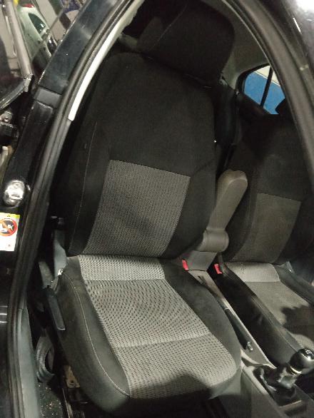 Sitz Rechts Vorne 6RA881046J Seat (KG3) 1.6 TDI