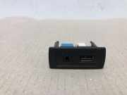 Aux/usb-Anschluss A0385457328 Mercedes-Benz Vito (447.6) Van 2.2 114 CDI 16V (OM651.950) 2017-09