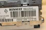 Radio 8200256141C Renault Megane II Grandtour (KM) Kombi 5-drs 1.6 16V (K4M-761) 2004-02