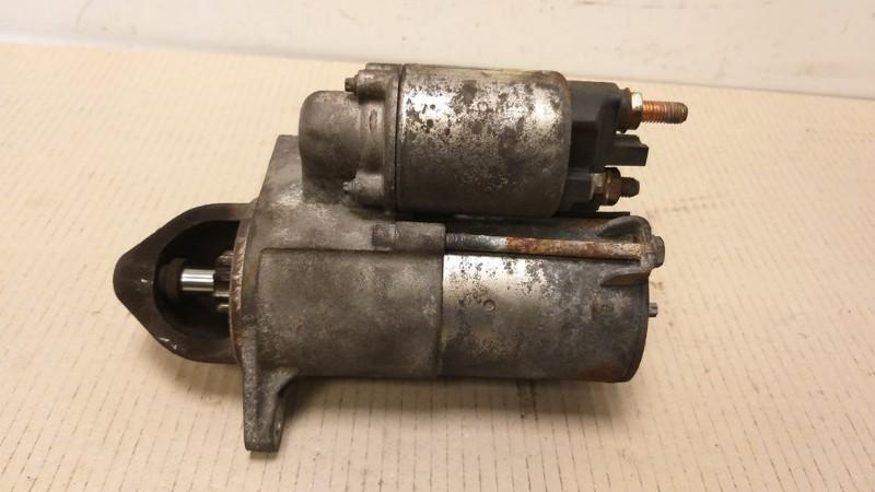 Anlasser 55556092 Opel Zafira (M75) Großraumlimousine 1.8 16V Ecotec (A18XER(Euro 5)) 2009-10 Bild Anlasser 55556092 Opel Zafira (M75) Großraumlimousine 1.8 16V Ecotec (A18XER(Euro 5)) 2009-10