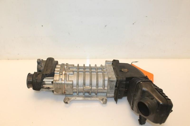 Kompressor 03C145601E Volkswagen Polo V (6R) Schrägheck 1.4 GTI 16V (CTHE(Euro 5)) 2011-07 CTHE(Euro 5)