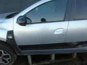 Tür links vorne Dacia Duster HM 801019736R