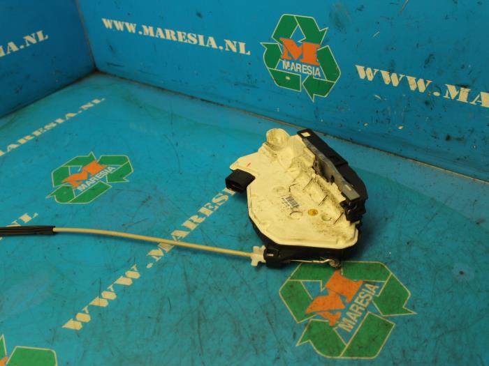 Klappenschlosszug Seat Ibiza IV 6J 5N1837015B Bild Klappenschlosszug Seat Ibiza IV 6J 5N1837015B