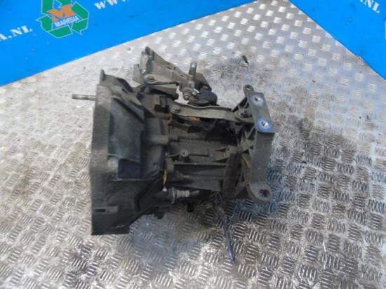 Schaltgetriebe Fiat Punto Evo 199 0071773200 Bild Schaltgetriebe Fiat Punto Evo 199 0071773200