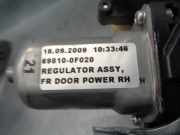 Fensterheber Rechts Vorne 698100F020 Toyota Verso Großraumlimousine 2.0 16V D-4D-F (1AD-FTV)