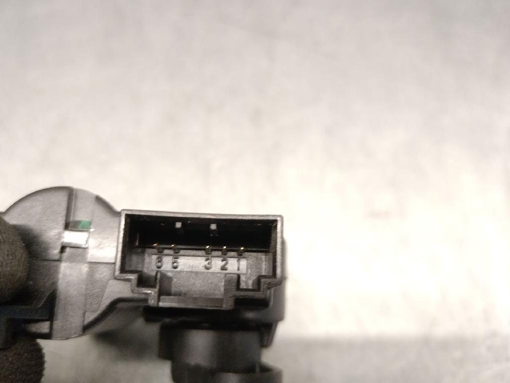 Luftklappe Stellmotor 1K0907511Q Audi Q3 (8UB/8UG) SUV 2.0 TDI 16V 150 (DFTA)