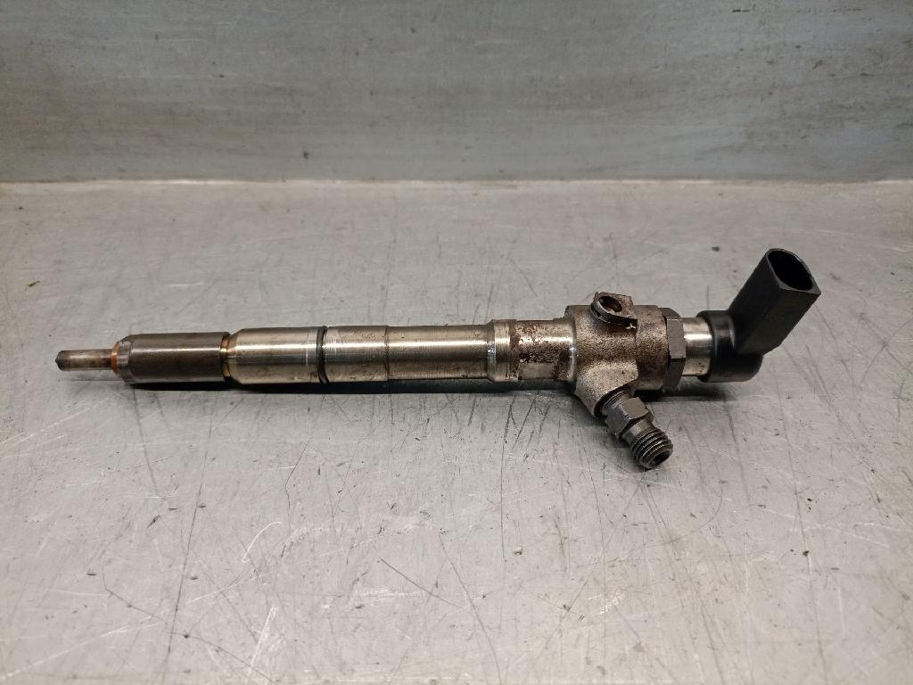 Kraftstoff-Injector 03L130277B Skoda Rapid Liftback 1.6 TDI 16V (CAYC)