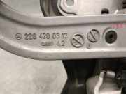 Handbremshebel 2204200312 Mercedes-Benz C-Klasse AMG (W203) Limousine 3.2 C-32 AMG V6 18V (M112.961)