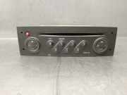 Radio 8200256141 Renault Megane II (BM/CM) Schrägheck 1.4 16V 98 (K4J-730)