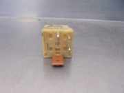 Relais 357911253 Seat Cordoba (6C2/6K2) Limousine 1.9 TDi SXE,GT,SX (AGR)