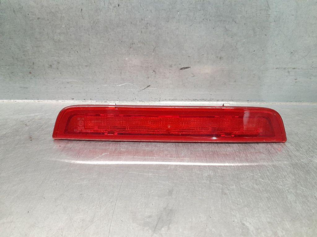 Dritte Bremsleuchte 815700D152 Toyota Yaris III (P13) Schrägheck 1.5 16V Hybrid (1NZ-FXE)