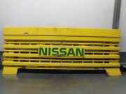 Grill 15200144 Nissan Vanette (C23) Bus 1.6 E/Cargo 16V (GA16DE)