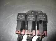 Relais 952301G301 Kia Rio II (DE) Schrägheck 1.5 CRDi VGT 16V (D4FA)