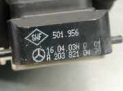 Kotflügel Rechts Vorne 5714361 Hyundai Lantra/Elantra II Limousine 1.9 D GL,GLS (XUD9A-Y(DJY))