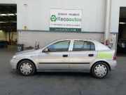 Scharniere 8V5827302 Audi A3 Limousine (8VS/8VM) Limousine 1.6 TDI Ultra 16V (CXXB)