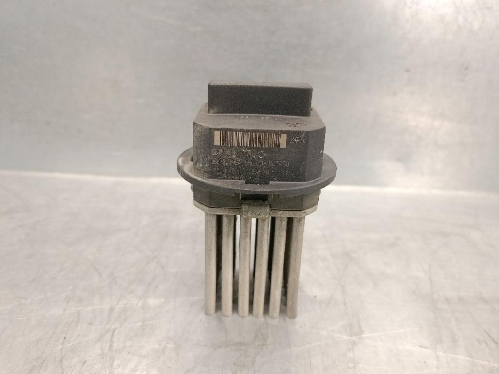 Heizwiderstand A2048707710 Mercedes-Benz C Estate (S204) Kombi 3.0 C-320 CDI V6 24V 4-Matic (OM642.961)