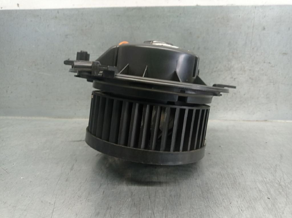 Heizlüfter 5Q1819021F Seat Leon (5FB) Schrägheck 5-drs 1.6 TDI 16V (DDYA)