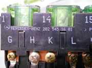 Sicherungskasten 2025451601 Mercedes-Benz C (W202) Limousine 2.5 C-250 D (OM605.910)