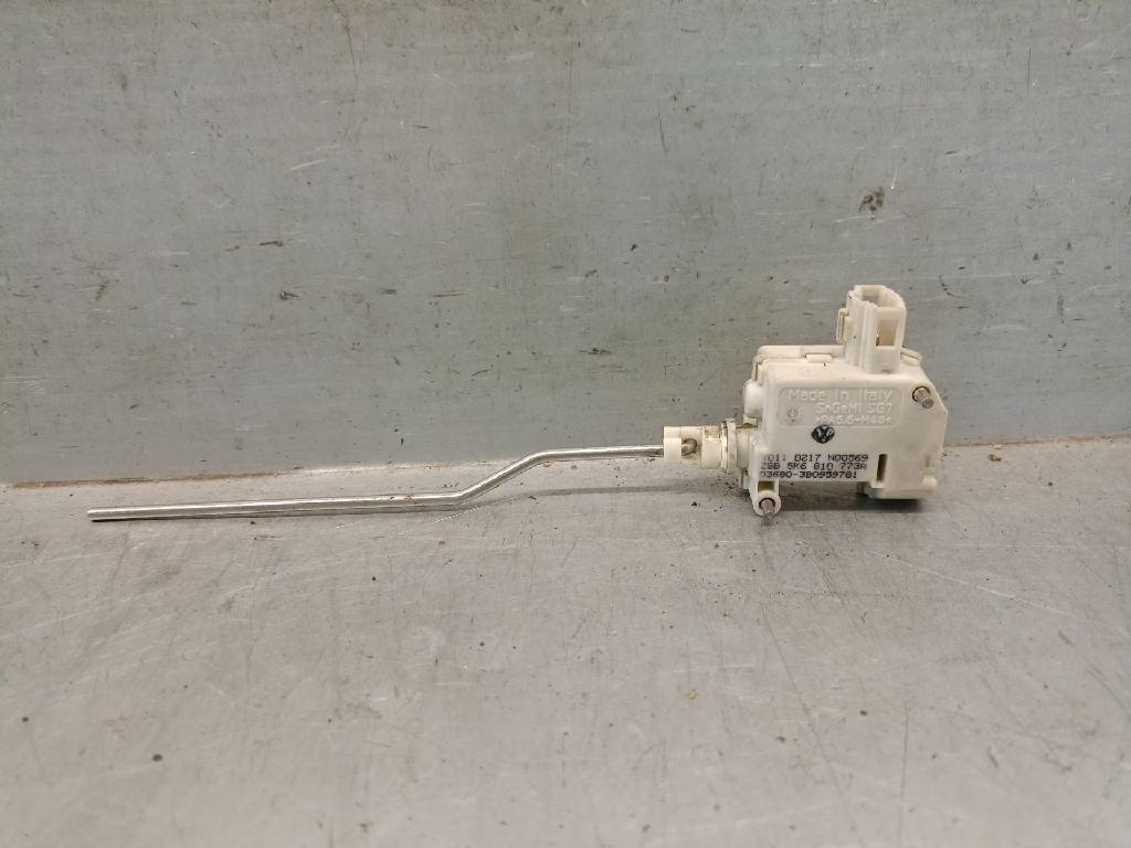 Tankdeckelverschluss 5K6810773A Volkswagen Golf VI (5K1) Schrägheck 1.6 TDI 16V (CAYB) CAYB