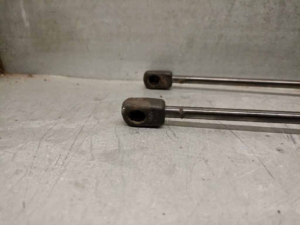 Gasdruckfeder Set Vorne 8V482755203S Audi A3 Sportback (8VA/8VF) Schrägheck 5-drs 1.0 TFSI 12V (CHZD)