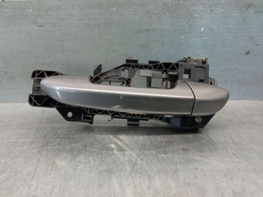 Türgriff Außen Links Vorne 3C0837885H Volkswagen Passat (3C2) Limousine 2.0 FSI 16V (BVY) BVY