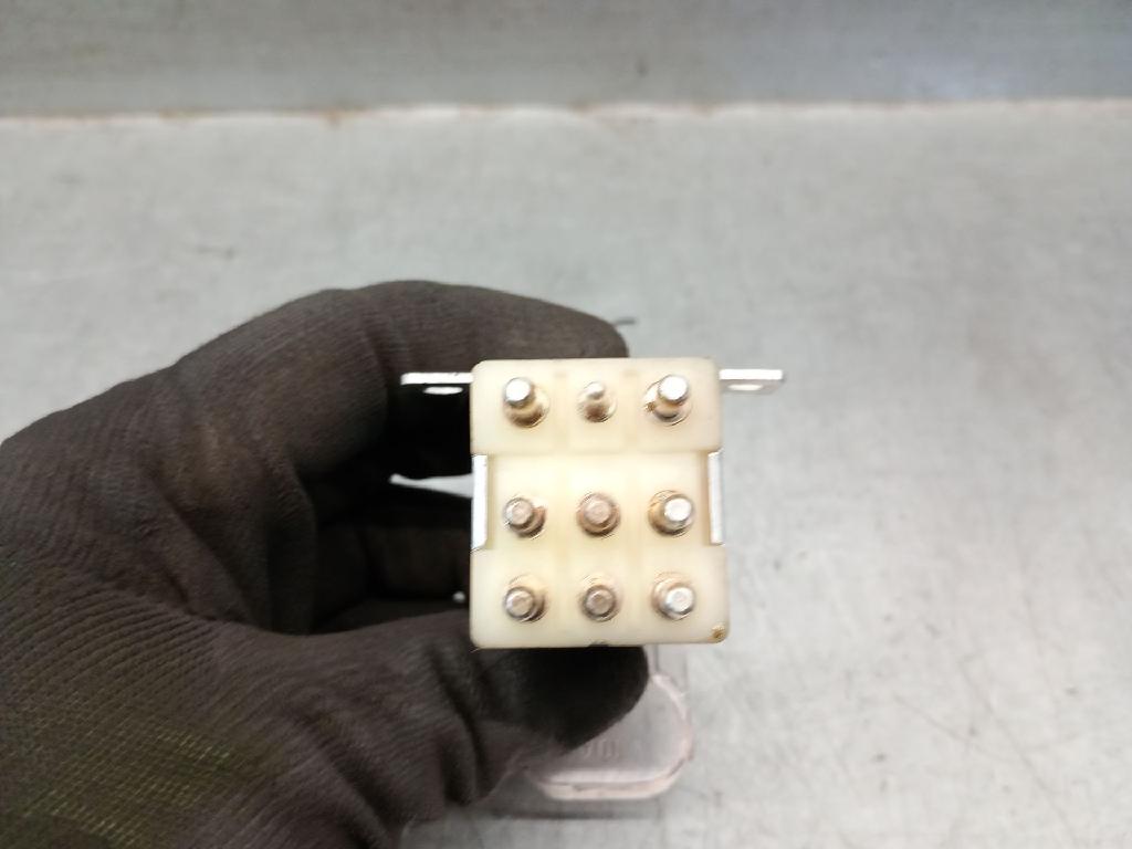 Relais 2015403745 Mercedes-Benz CLASE S (W126) BERLINA+COUPE SEC 560