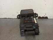 Sicherungskasten 8273005010 Toyota Avensis (T22) Limousine 1.6 16V (4AFE)