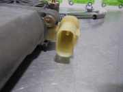 Fensterheber Links Vorne 988101G100 Kia Rio II (DE) Schrägheck 1.5 CRDi VGT 16V (D4FA)