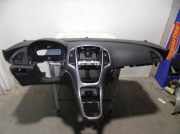 Armaturenbrett 2201335 Opel J GTI 1.4 Limousine P10