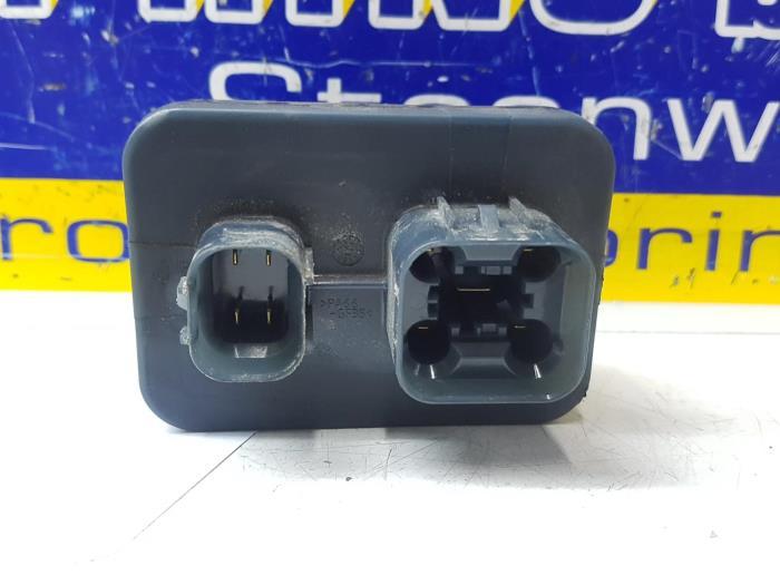 Relais für Glühanlage Fiat Punto 199 55229840 Bild Relais für Glühanlage Fiat Punto 199 55229840