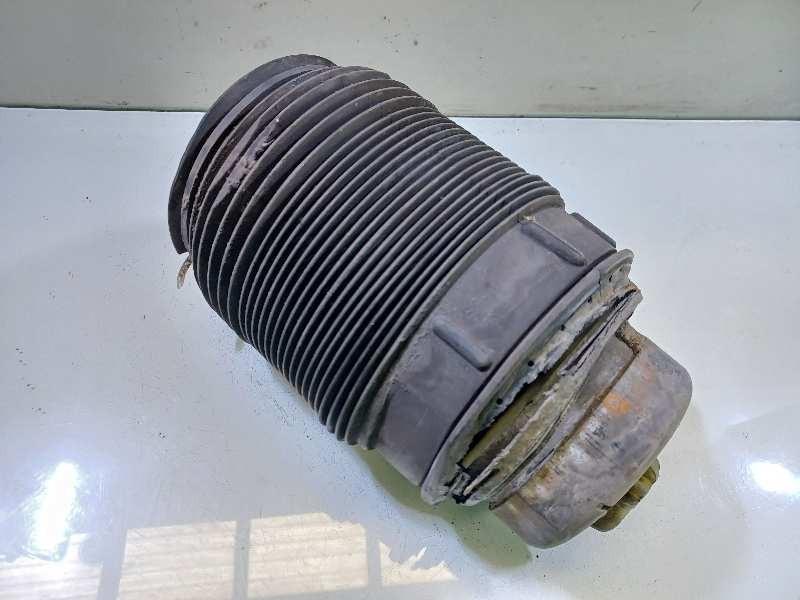 Verschiedenes SCHROEFVEER A2123203925 Mercedes-Benz E Estate (S212) Kombi E-350 CDI V6 24V BlueTEC (OM642.852(Euro 5)