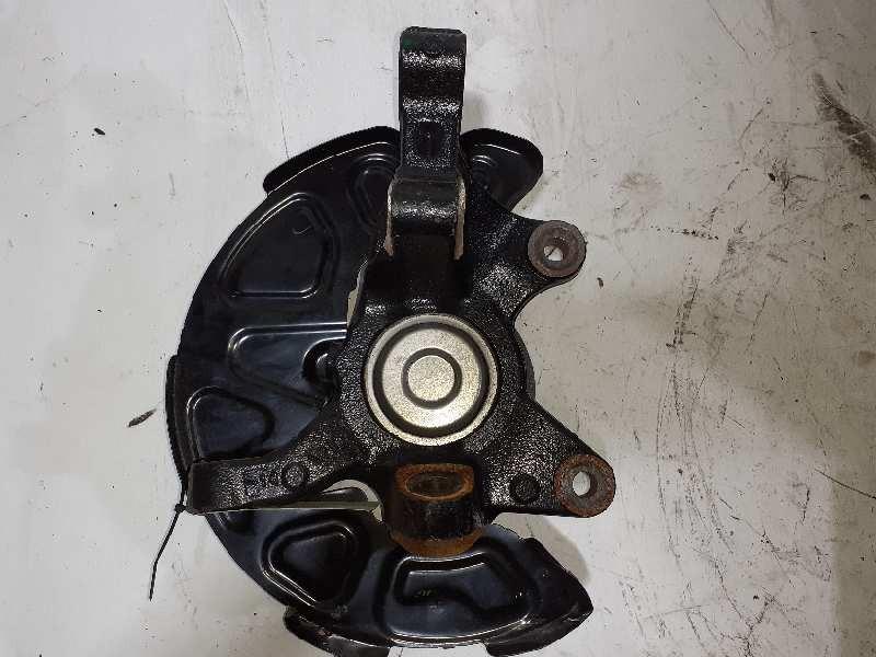 Achsschenkel Halter Rechts Vorne A4473300720 Mercedes-Benz CLASE (W447) *