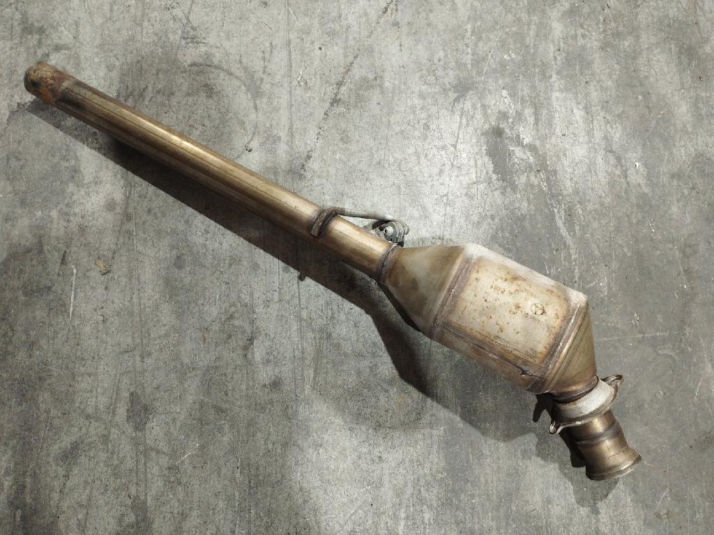 Katalysator A6394900714A6394900281 Mercedes-Benz / MIXTO Furgoneta (W639) 111 CDI (639.601, 639.603, 639.605)