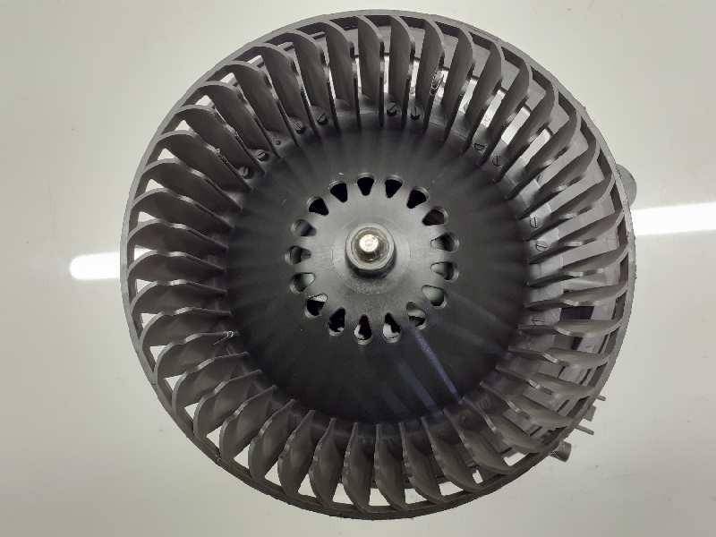 Heizlüfter 5Q1819021B Volkswagen Golf VII Variant (AUVV) Kombi 2.0 GTD 16V (CUNA) CUNA