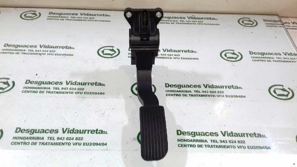 Gaspedal - A9073010200 MERCEDES-BENZ CLASE V (W447) *