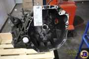 RENAULT CLIO III 2007 K4J-780 Schaltgetriebe 5-Gang 7711368627 139630KM