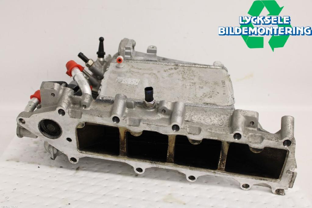 AUDI A4 2015 CNHA Ansaugkrümmer 04L129711AE 165960KM