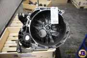 VOLVO S40/V50 2006 B4184S8 Schaltgetriebe 5-Gang 36000324 92540KM